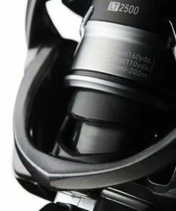 Daiwa Daiwa Caldia LT Spinning Reel Reel model:2500D -fishing reels Outlet Shop 945fe214 a353 4f8d acbd 5eeee80b992e